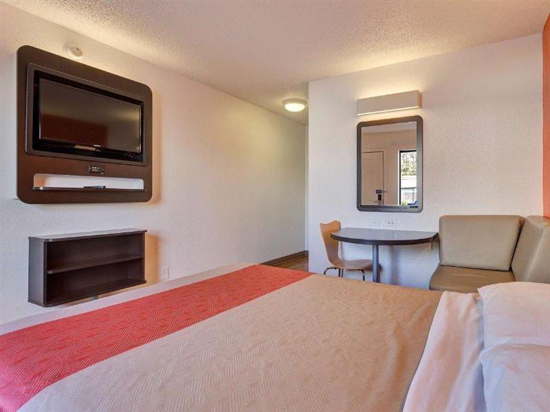 Park Inn By Radisson, Santa Rosa South Екстер'єр фото