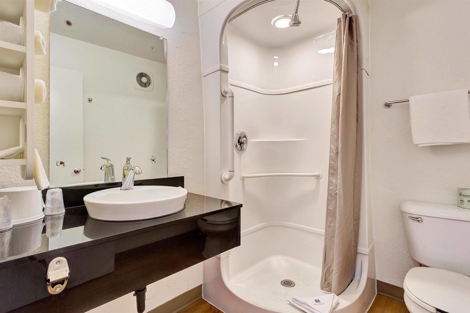 Park Inn By Radisson, Santa Rosa South Екстер'єр фото