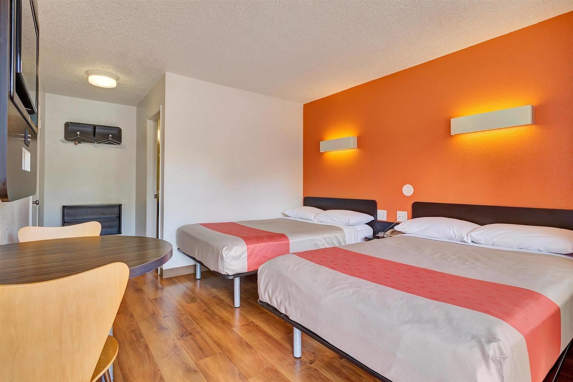 Park Inn By Radisson, Santa Rosa South Екстер'єр фото